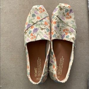 Toms size 7.5